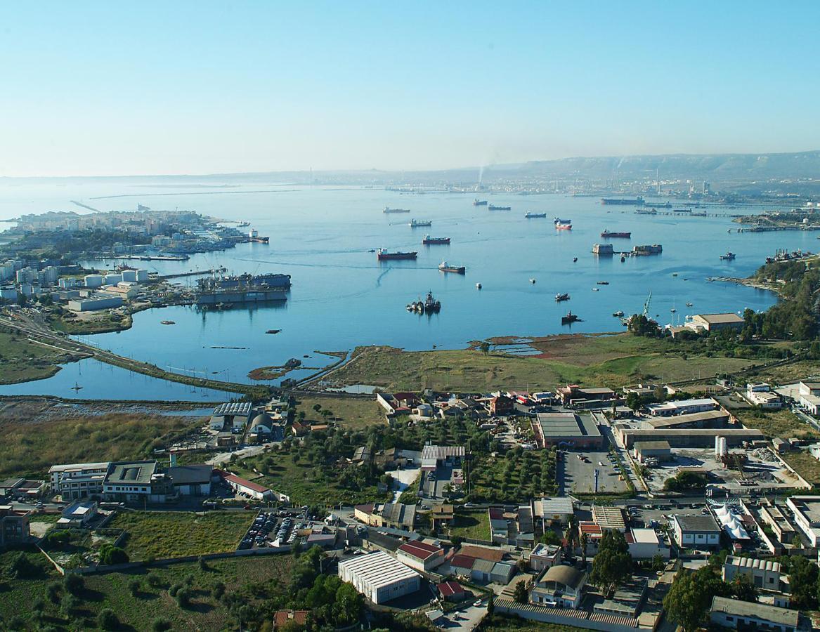 B&B Mare Di Augusta La Finestra Sul Porto المظهر الخارجي الصورة